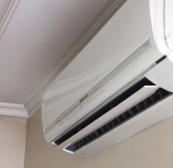 A ductless mini split AC in an Orlando home