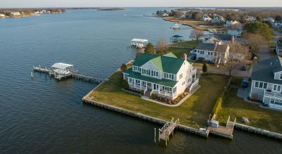 House on the water with dock in Edgewater, Maryland
