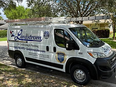 Lindstrom Van in Miramar