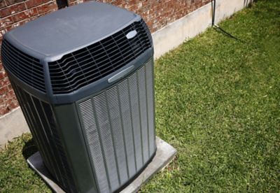 Outdoor Arizona HVAC unit that needs to be replaced