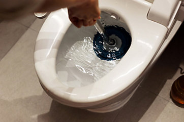 DIY Ways to Fix a Clogged Toilet - Best Plumbing