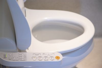 toilet with electronic seat automatic flush, japan style toilet bowl, high technology sanitary ware.