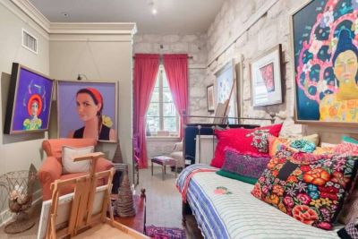 Historic, Art-Filled Briam Cottage