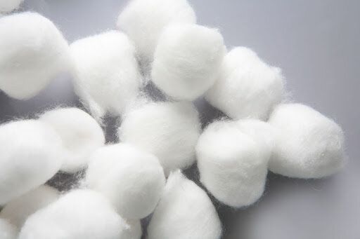 A pile of cotton balls