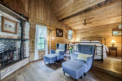 Dilly Dally Cabin