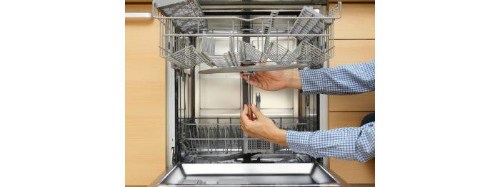 Dish washer