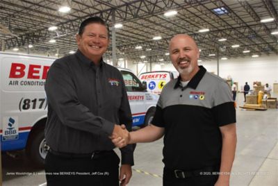 Jamie Wooldridge (Left) welcomes new BERKEYS President, Jeff Cox (Right)