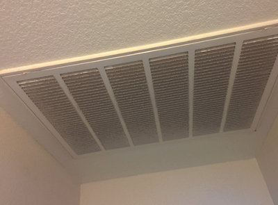 Return vent in ceiling