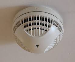 Smoke detectors pros cons