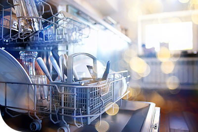 Spotlessly clean dishes in the dishwasher